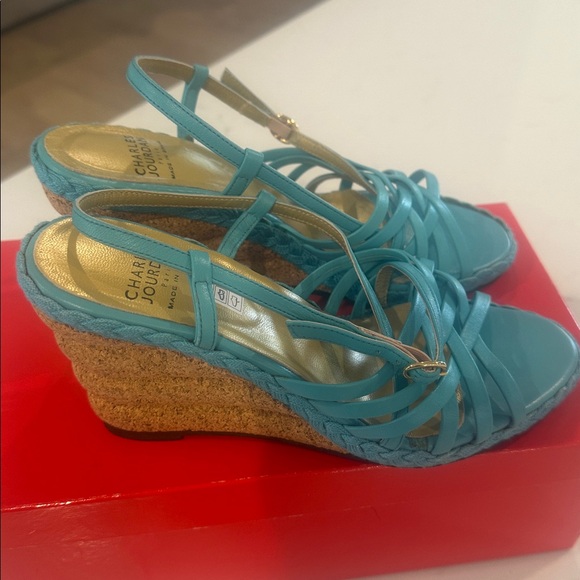 Charles Jourdan Wedges - Picture 4 of 8